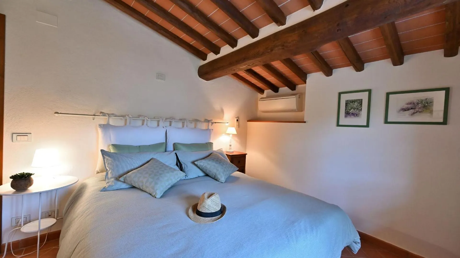 Villa Claudia 가브리클리아